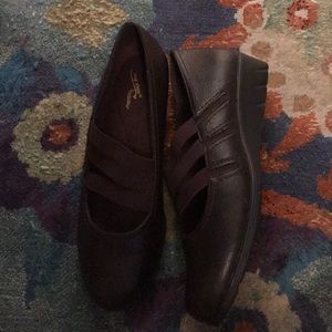 Dark Brown Easy Street Shoes